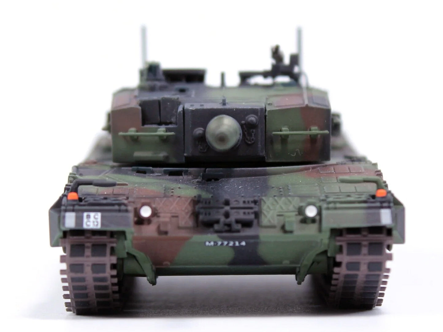 Leopard 2A4 Main Battle Tank "Pz.87 13th Pz Btn Steel Army Parade Thun Switzerland" (2006) Swiss Army "Armor Premium" Series 1/72 Diecast Model