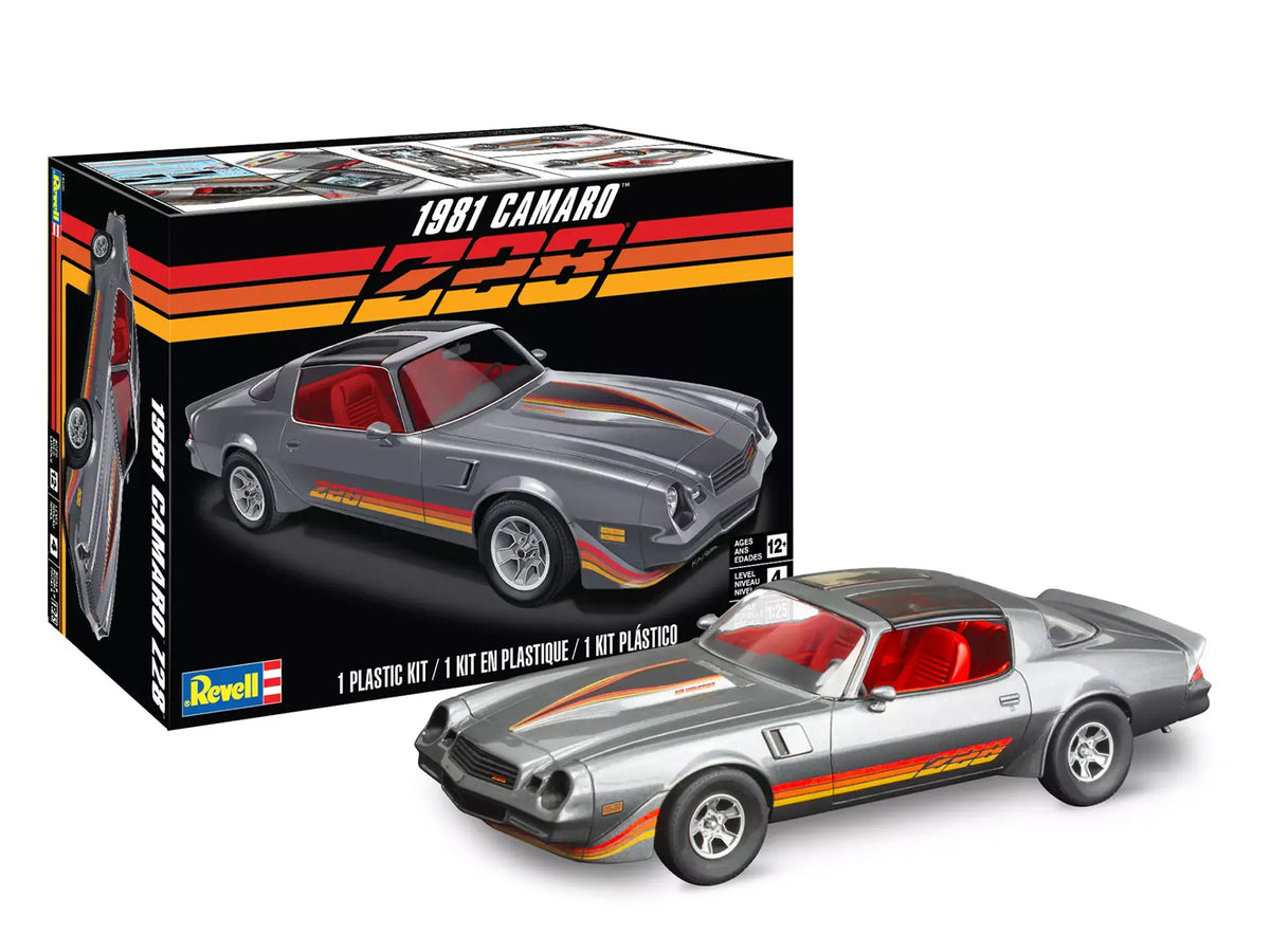 Level 4 Model Kit 1981 Chevrolet Camaro Z/28 1/25 Scale Model