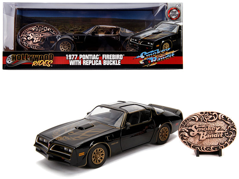 1977 Pontiac Firebird Trans Am Black with Replica Buckle "Smokey and the Bandit" (1977) Movie "Hollywood Rides" Series 1/24 Diecast Model Car