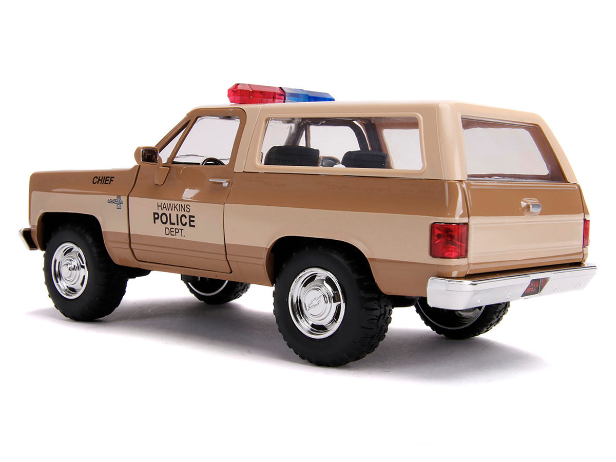 Hopper's Chevrolet Blazer with Police Badge "Hawkins Police Dept." "Stranger Things" (2016) TV Series 1/24 Diecast Model Car