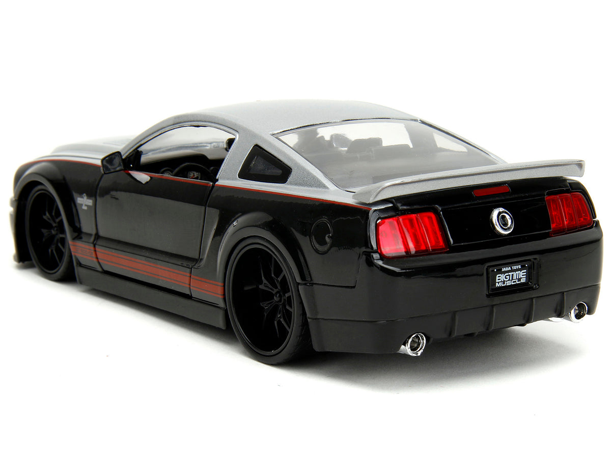 2008 Ford Shelby Mustang GT-500KR Silver and Black with Red Stripes "Bigtime Muscle" Series 1/24 Diecast Model Car