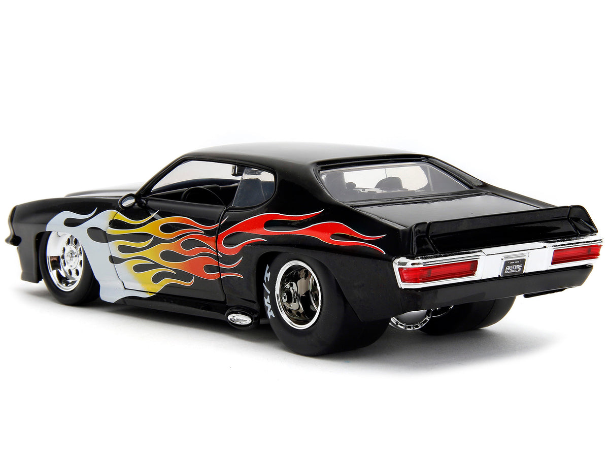1971 Pontiac GTO Black with Flame Graphics "Bigtime Muscle" Series 1/24 Diecast Model Car