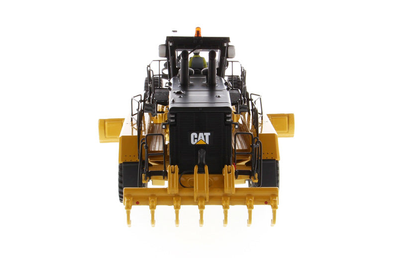CAT Caterpillar 24 Motor Grader with Operator High Line Series 1/50 Diecast Model