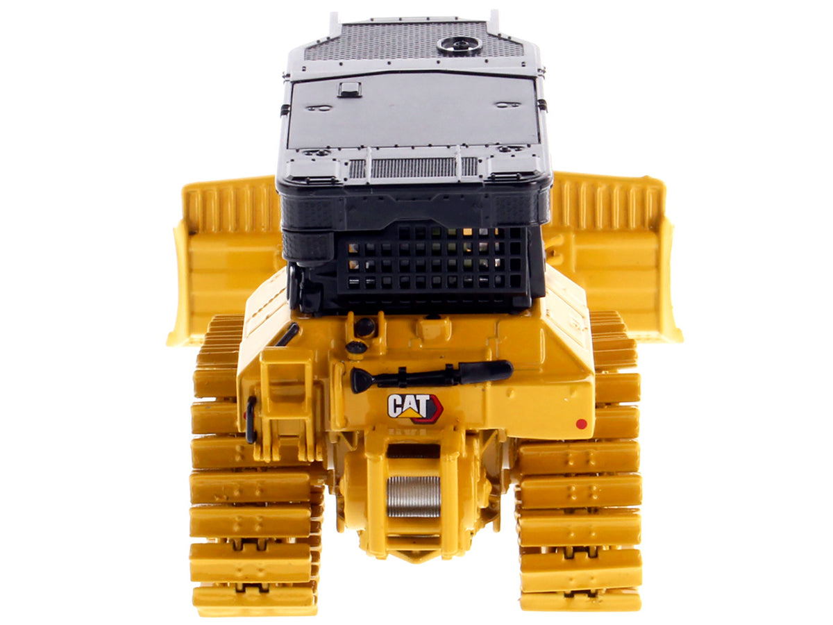 CAT Caterpillar D5 LGP Track Type Tractor Fire Dozer Yellow with Operator "High Line" Series 1/50 Diecast Model