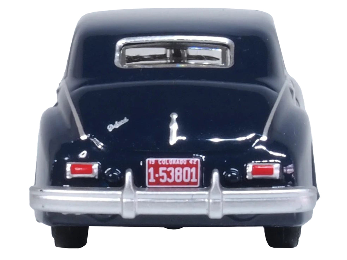 1942 Packard Clipper Touring Sedan Packard Blue 1/87 (HO) Scale Diecast Model Car
