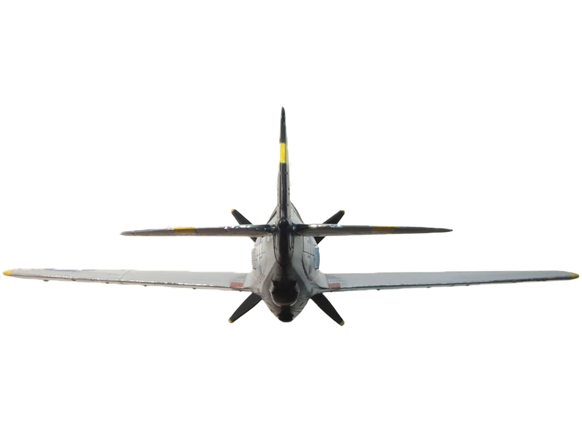 Republic P-47D Thunderbolt Fighter Plane USAAF "Captain Daniel Boone 333rd Fighter Squadron 318th Fighter Group" "Oxford Aviation" Series 1/72 Diecast Model Airplane