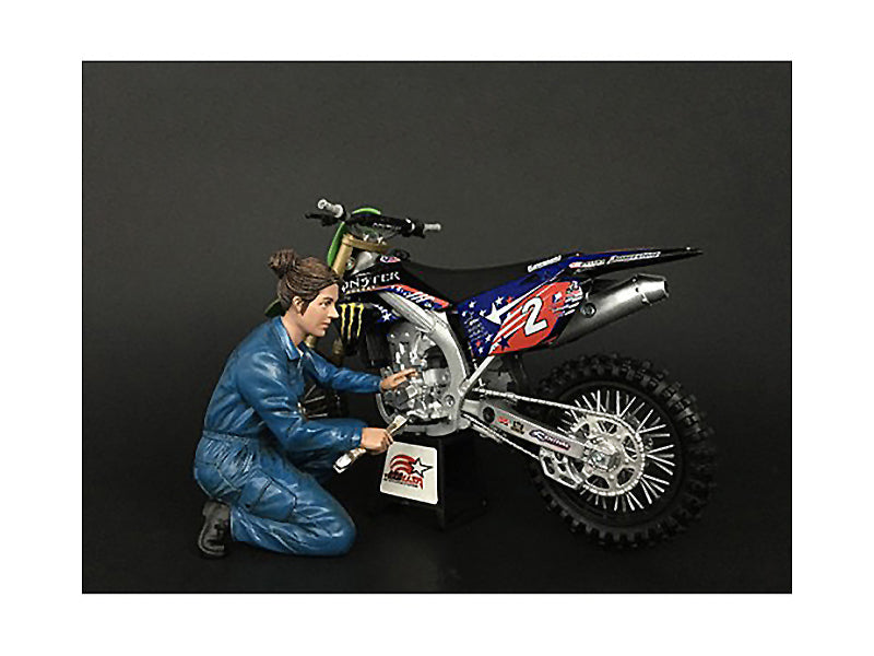 Mechanic Chole Figurine for 1/12 Scale Motorcycle Models