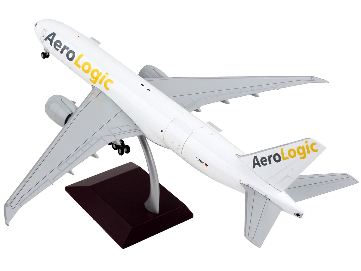 Boeing 777F Commercial Aircraft "AeroLogic" White "Gemini 200 - Interactive" Series 1/200 Diecast Model Airplane