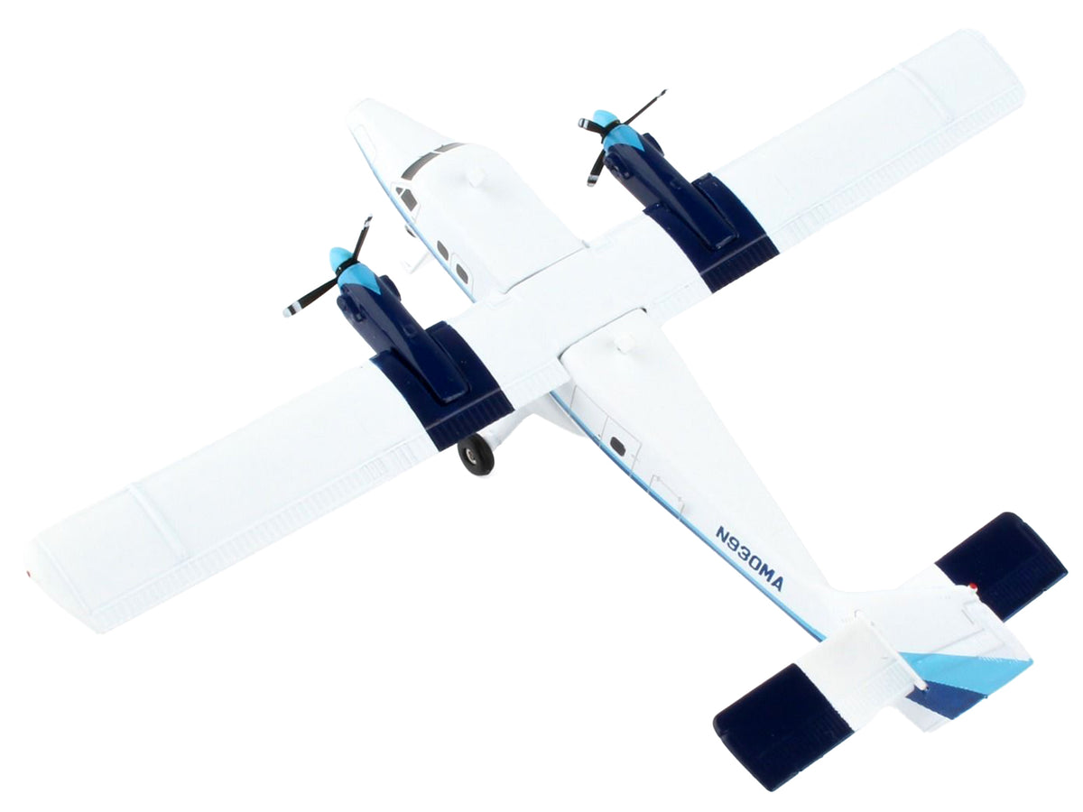 De Havilland DHC-6-200 Commercial Aircraft "Eastern Air Lines - Metro Express" White with Blue Stripes "Gemini 200" Series 1/200 Diecast Model Airplane