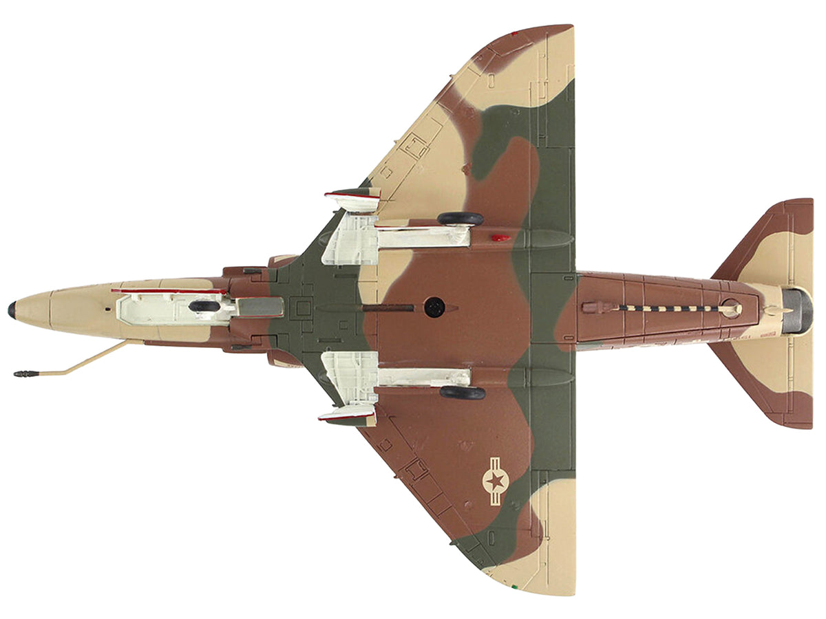 Douglas A-4E Skyhawk Aircraft "Aggressor 151095" (1985/6) United States Navy "Air Power Series" 1/72 Diecast Model