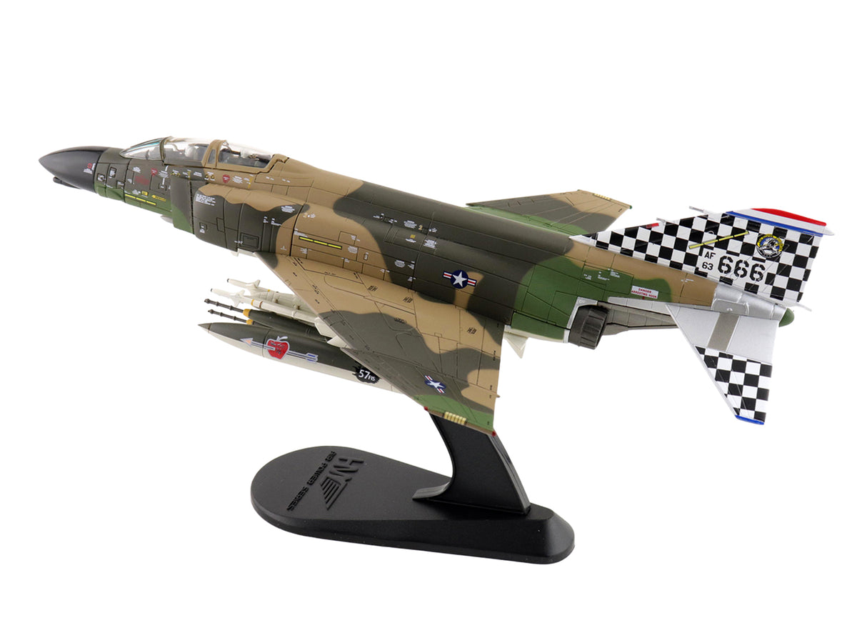 McDonnell Douglas F-4C Phantom II Fighter-Bomber Aircraft "63-7666 William Tell 57th FIS Keflavik Airport Iceland" (1977) United States Air Force "Air Power Series" 1/72 Diecast Model