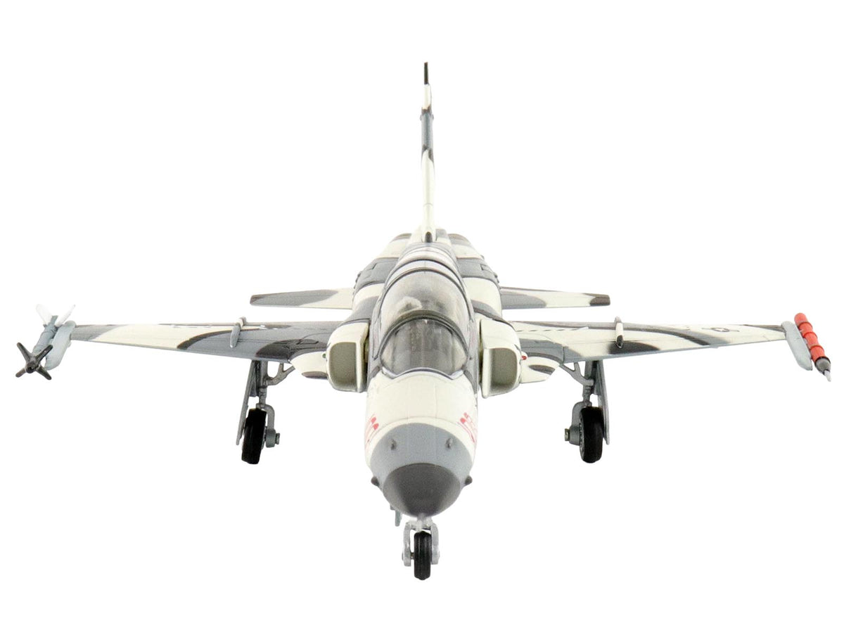 Northrop F-5F Tiger II Aircraft "810834 Franken Tiger VFC-111 Sundowners" (2023) United States Navy "Air Power Series" 1/72 Diecast Model