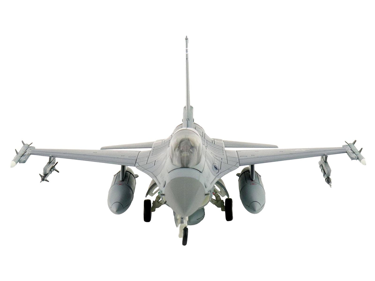 Lockheed F-16D Fighting Falcon Fighter Aircraft "85-1572 Edwards Air Force Base" (2024) United States Air Force "Air Power Series" 1/72 Diecast Model