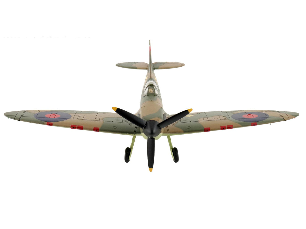 Supermarine Spitfire Mk.1a Fighter Aircraft "X4009 Flight Lieutenant P.C. Hughes" (1940) British Royal Air Force "Air Power Series" 1/48 Diecast Model