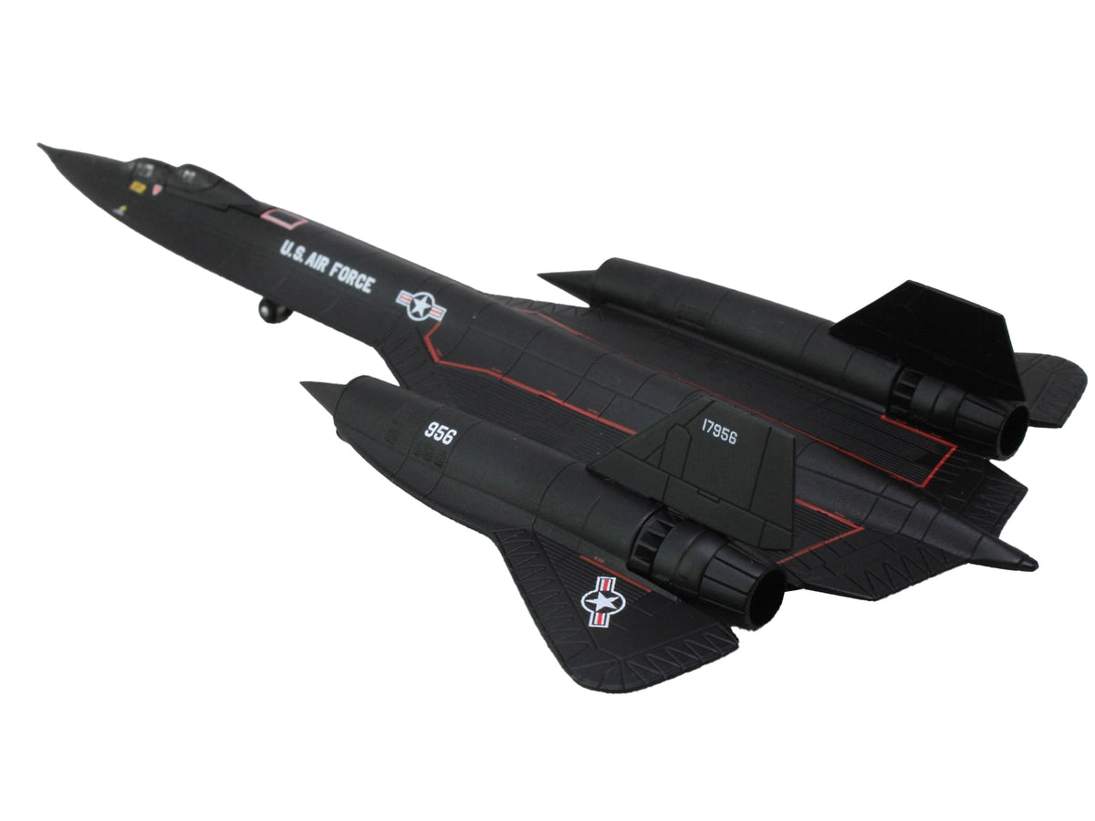 Lockheed SR-71B Blackbird Stealth Aircraft "9th Strategic Reconnaissance Wing Beale Air Base Gumby" United States Air Force 1/200 Diecast Model Airplane
