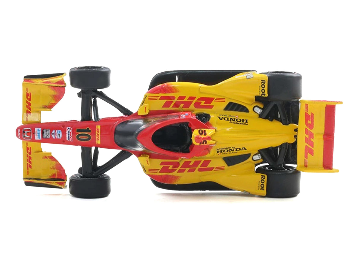Dallara IndyCar #10 Alex Palou "DHL" Chip Ganassi Racing (Road Course Configuration) Champion "NTT IndyCar Series" (2025) with Trading Card 1/64 Diecast Model Car