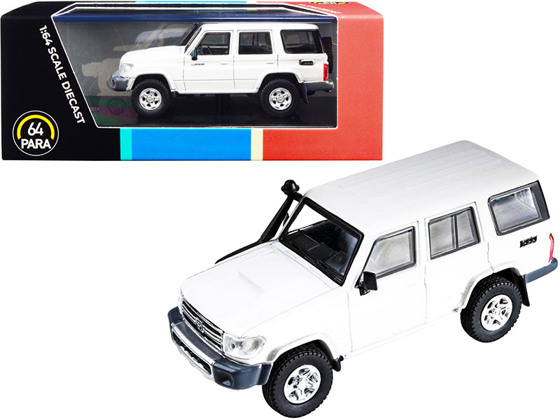 Toyota Land Cruiser 76 French Vanilla Pearl White 1/64 Diecast Model Car