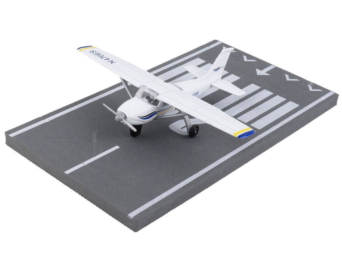 Cessna 172 Aircraft White with Blue and Yellow Stripes "N470ES" with Runway Section Diecast Model Airplane