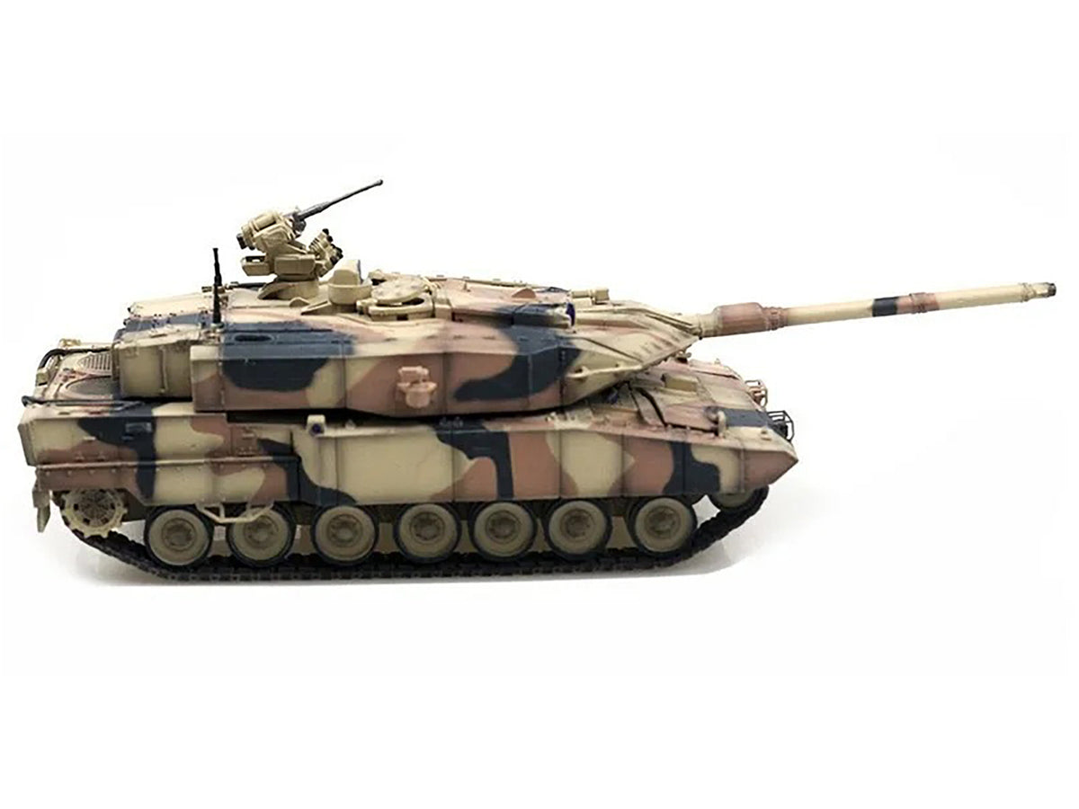Leopard 2 A7+ Main Battle Tank "Desert Camouflage" German Army "Armor Premium" Series 1/72 Diecast Model