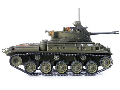 M42 Duster Self-Propelled Anti-Aircraft Gun "Delta Dud's" "US Army - Vietnam War II Field Force 5th Battalion 2nd Field Artillery Regimen" 1/72 Diecast Model