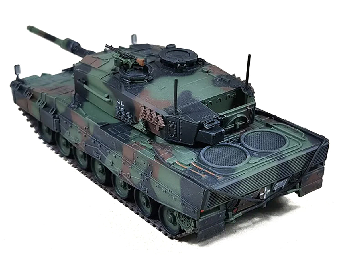 Leopard 2A4 Main Battle Tank with Snorkel "NATO Camouflage" German Army "Armor Premium" Series 1/72 Diecast Model