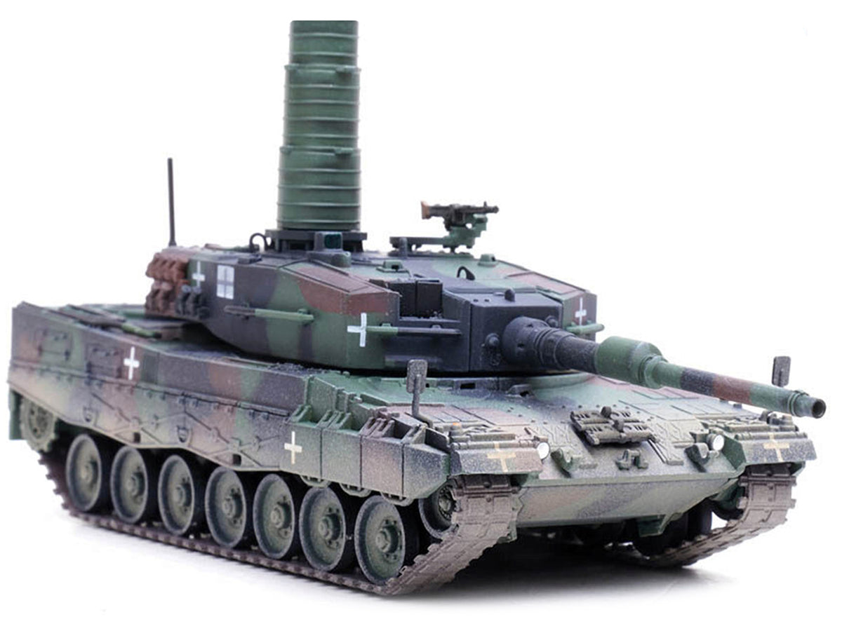 Leopard 2A4 Main Battle Tank with Snorkel "3-Tone Camouflage" Ukrainian Army "Armor Premium" Series 1/72 Diecast Model