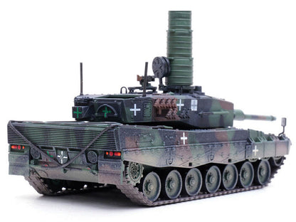 Leopard 2A4 Main Battle Tank with Snorkel "3-Tone Camouflage" Ukrainian Army "Armor Premium" Series 1/72 Diecast Model