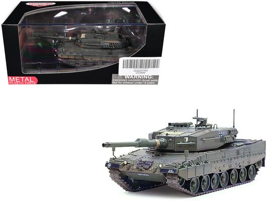 Leopard 2A4 Main Battle Tank with Snorkel "Green Camouflage" German Army "Armor Premium" Series 1/72 Diecast Model