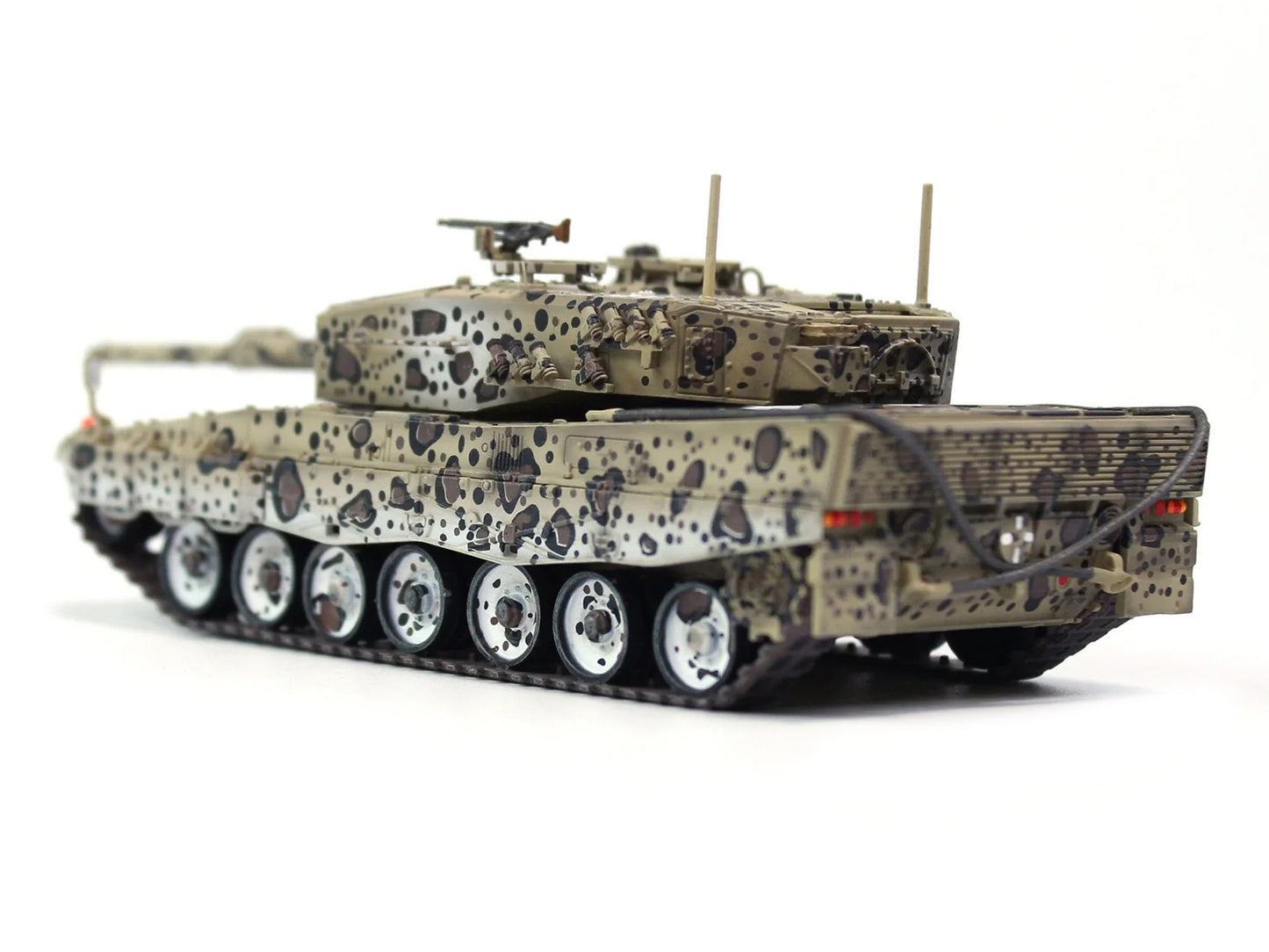 Leopard 2A4 Main Battle Tank "Jaguar Scheme" Austrian Army "Armor Premium" Series 1/72 Diecast Model