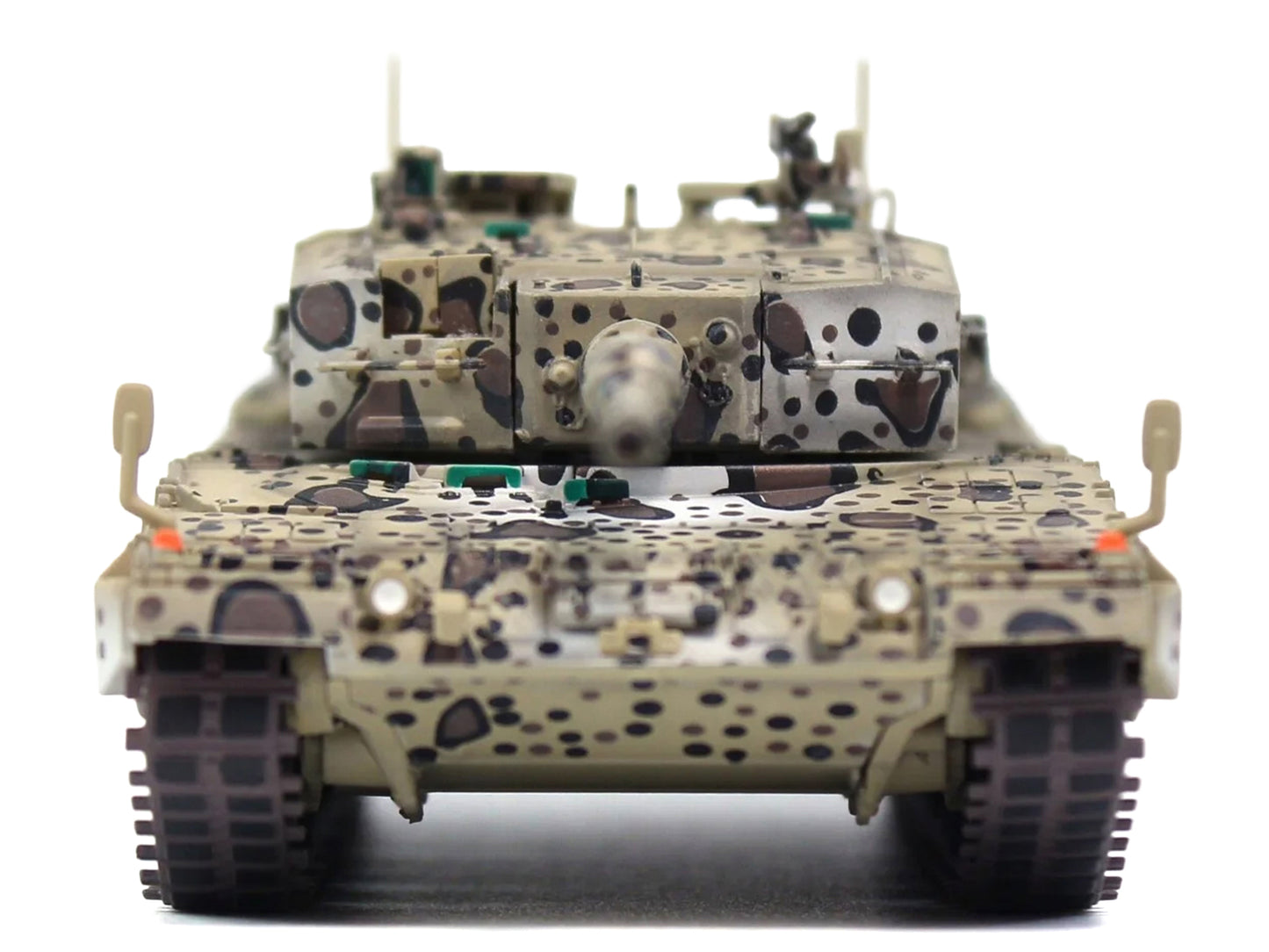 Leopard 2A4 Main Battle Tank "Jaguar Scheme" Austrian Army "Armor Premium" Series 1/72 Diecast Model