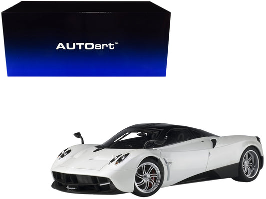 Pagani Huayra White 1/12 Model Car