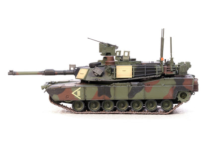 General Dynamics M1A2 SEP V2 Abrams Tank "2nd Battalion 5th Cavalry Regiment 1st Cavalry Division Germany" United States Army 1/72 Diecast Model