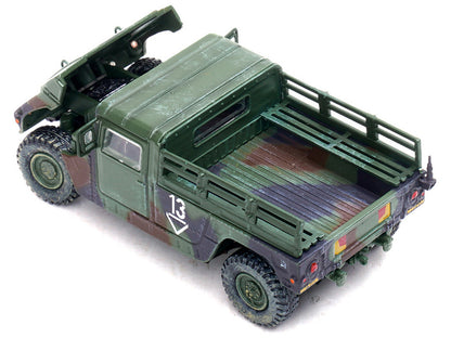 M998 HMMWV "2nd Battalion 3rd Field Artillery Regiment 1st Armored Division Stationed in Germany" (1999) United States Army "Military Miniature" Series 1/64 Diecast Model