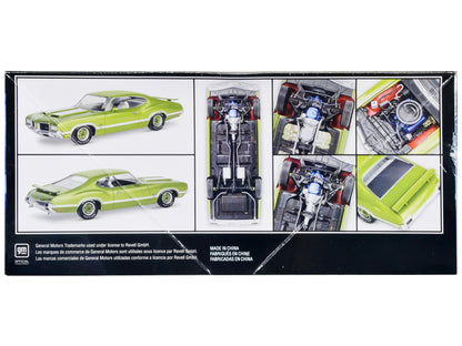 Level 5 Model Kit 1971 Oldsmobile 442 W-30 1/25 Scale Model