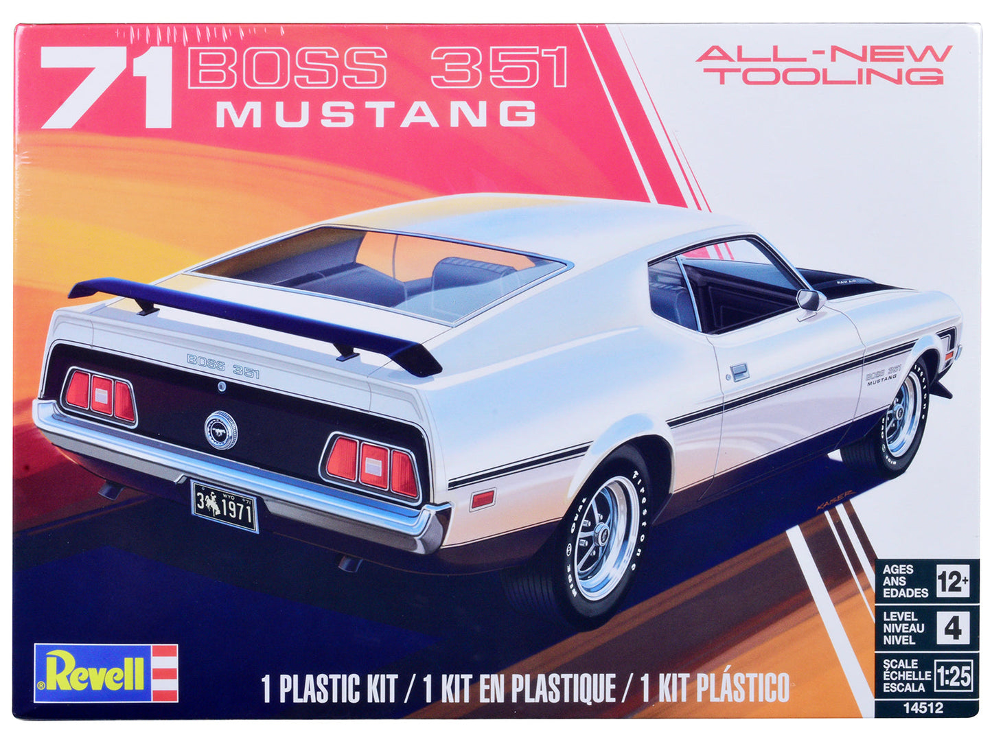 Level 4 Model Kit 1971 Ford Mustang Boss 351 1/25 Scale Model