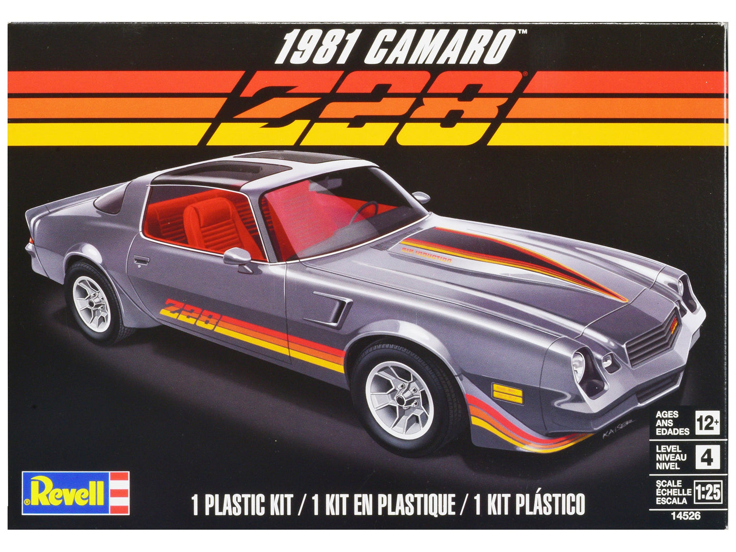 Level 4 Model Kit 1981 Chevrolet Camaro Z/28 1/25 Scale Model