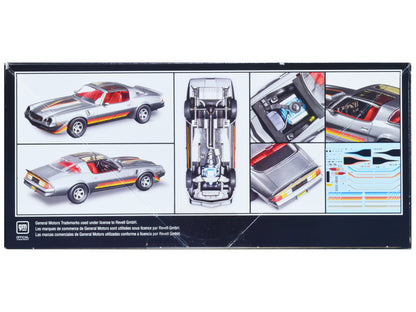 Level 4 Model Kit 1981 Chevrolet Camaro Z/28 1/25 Scale Model