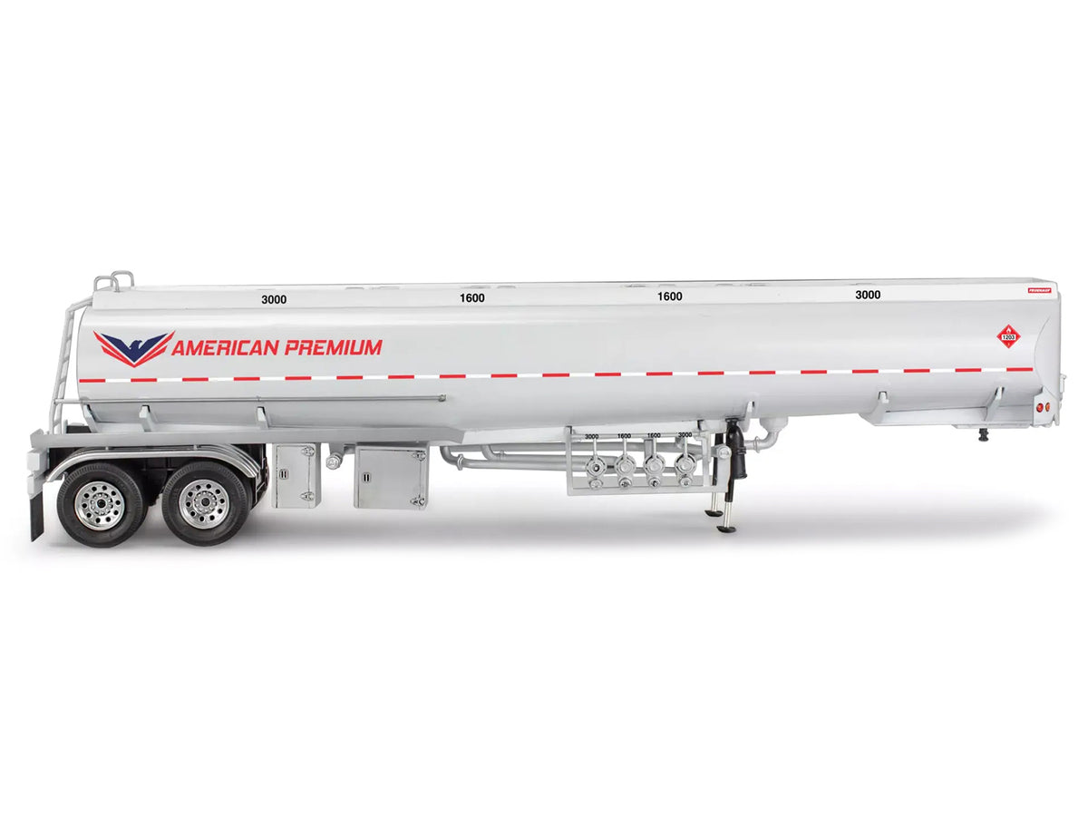 Level 4 Model Kit Fruehauf 40' Tanker Trailer 1/32 Scale Model