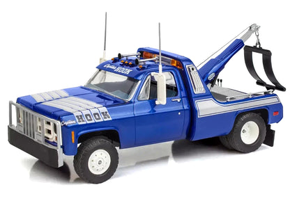 Level 4 Model Kit 1979 GMC Wrecker Tow Truck "Captain Hook" 1/25 Scale Model
