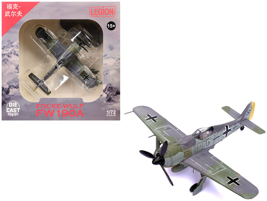 Focke-Wulf Fw 190A Aircraft "14-Victory Ace Hauptmann Wilhelm Gath Stab/JG 26 Schlageter France" (1942) German Luftwaffe 1/72 Diecast Model Airplane