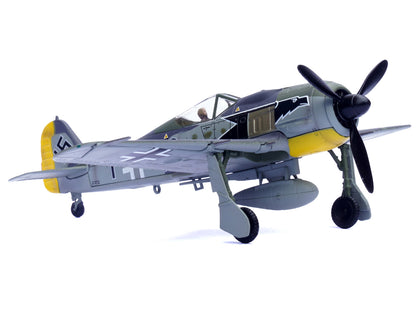 Focke-Wulf Fw 190A Aircraft "Black 13 8./JG 2 Richthofen France" (1943) German Luftwaffe 1/72 Diecast Model Airplane