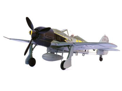 Focke-Wulf Fw 190A Aircraft "Yellow 17 24-Victory Ace Willi Unger 12./JG 3 Udet Germany" (1944) German Luftwaffe 1/72 Diecast Model Airplane