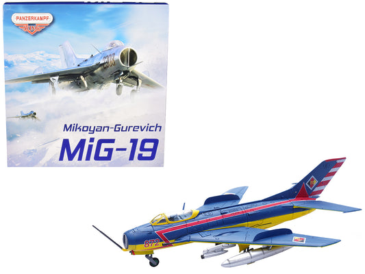 Mikoyan-Gurevich MiG-19S Farmer C Fighter Aircraft "1 Staffel/JG-3. Preschen." 5th World Aerobatic Championships (1968) "Wing" Series 1/72 Diecast Model