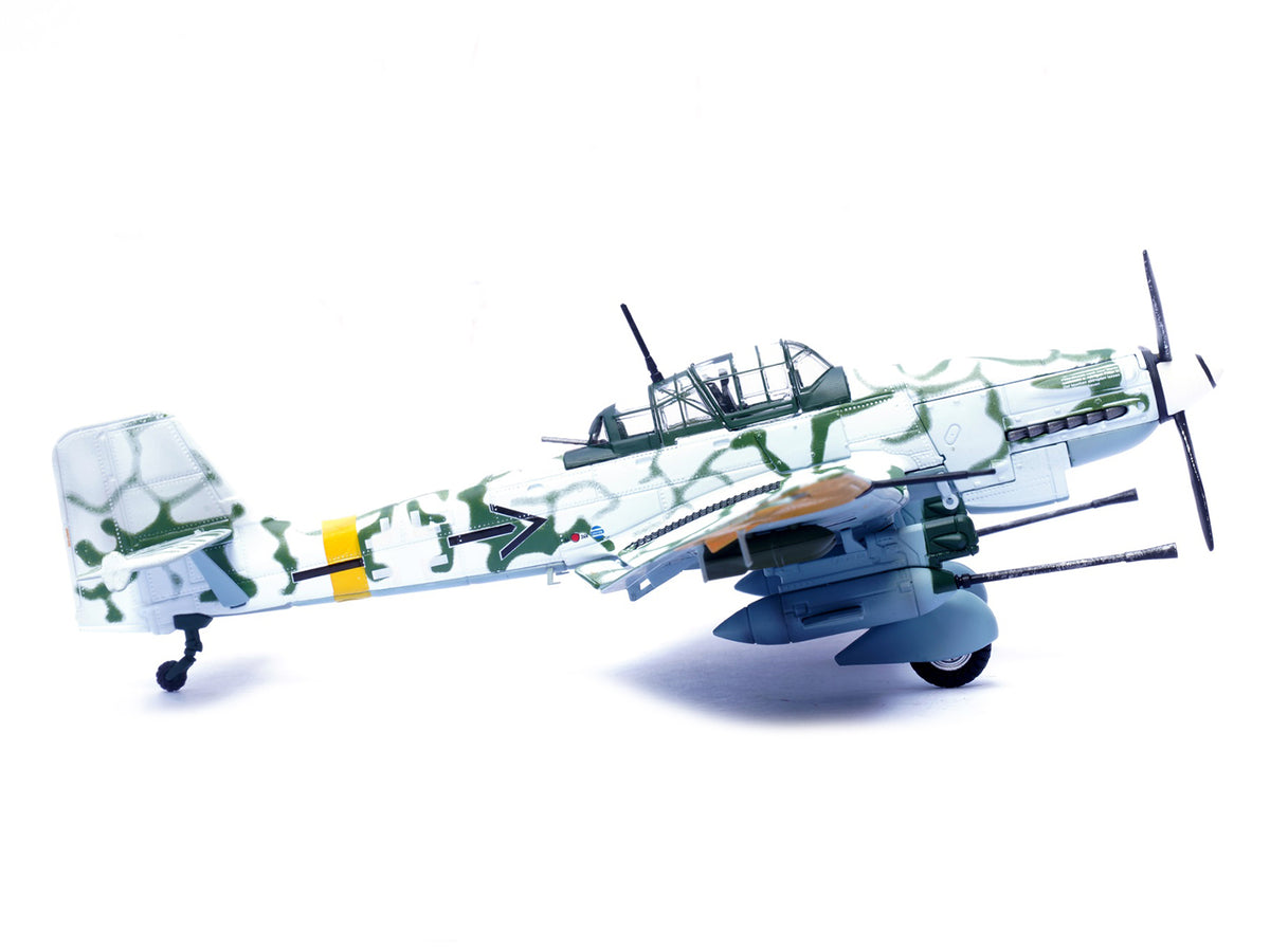 Junkers Ju 87G2 Stuka Bomber Aircraft "10.(Pz)/SG 2 Immelmann Markisch Friedland Pomerania" (1945) German Luftwaffe "Wing" Series 1/72 Diecast Model
