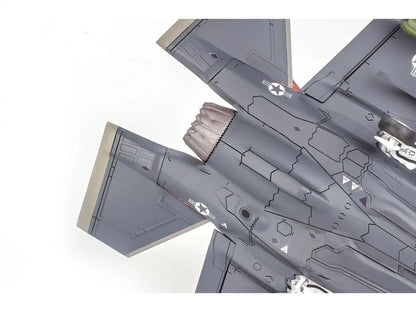 Level 4 Model Kit Lockheed Martin F-35A Lightning II Aircraft 1/72 Scale Model