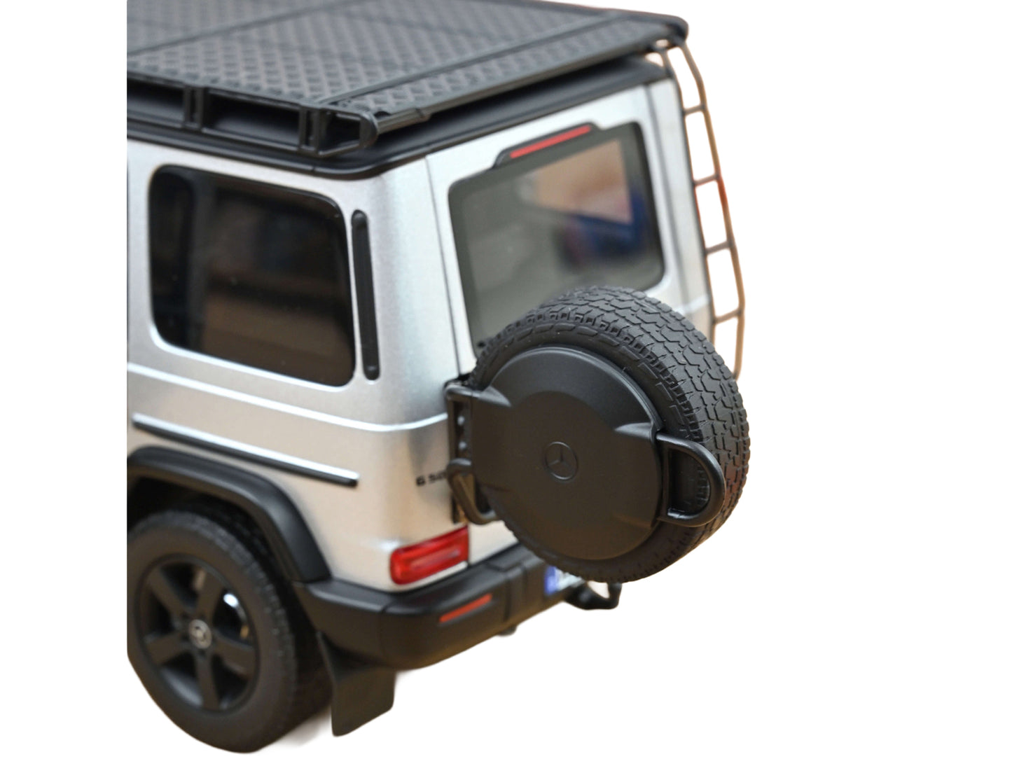 2024 Mercedes-Benz G-Class Professional Iridium Silver Metallic with Black Top and Roof Rack 1/18 Diecast Model Car