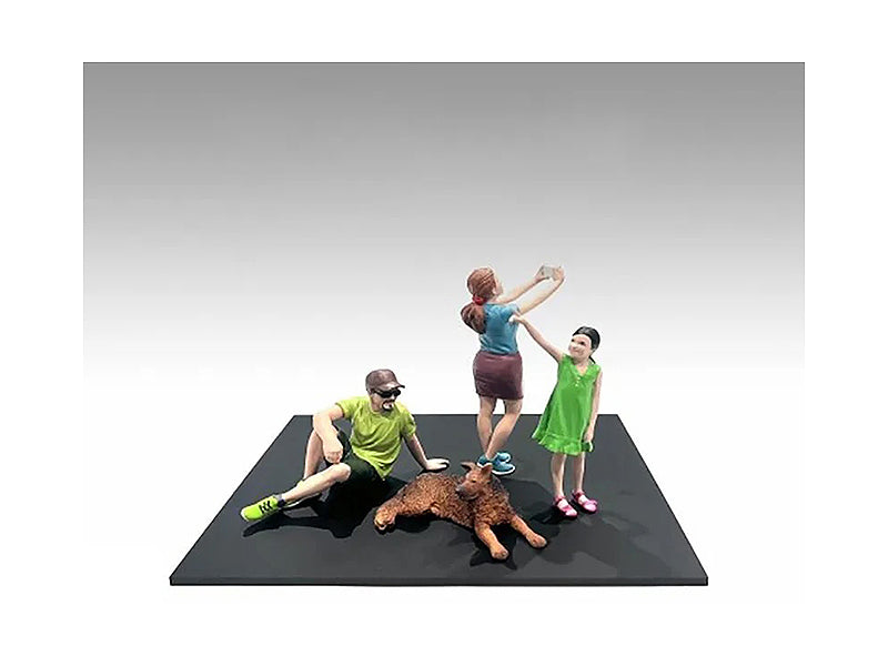 "Figure24 Series 1" 9 piece Figure Set for 1/24 Scale Models