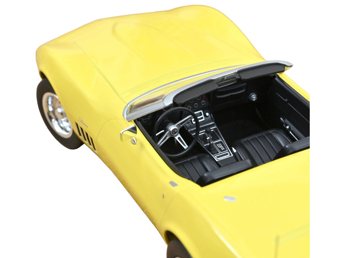 1969 Chevrolet Corvette Cabriolet Daytona Yellow 1/18 Diecast Model Car