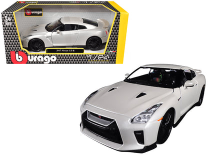 2017 Nissan GT-R R35 White 1/24 Diecast Model Car