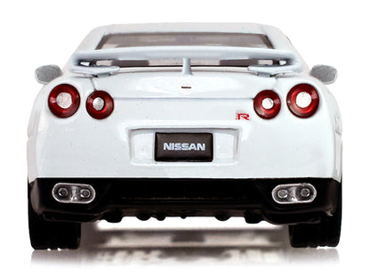2007 Nissan GT-R (R35) Pearl White with Gold Wheels "Tokyo Torque" Series 10 1/64 Diecast Model Car